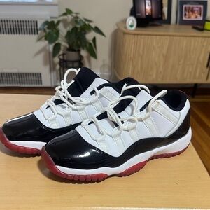 JORDAN 11 BOYS SZ 5.5